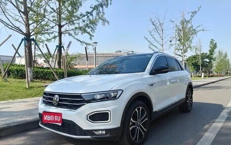 Volkswagen T-Roc I, 2020 год, 1 308 810 рублей, 1 фотография