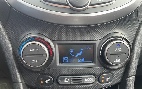Hyundai Solaris II рестайлинг, 2016 год, 1 120 000 рублей, 19 фотография