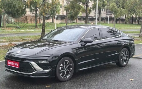 Hyundai Sonata VIII, 2024 год, 2 500 000 рублей, 1 фотография