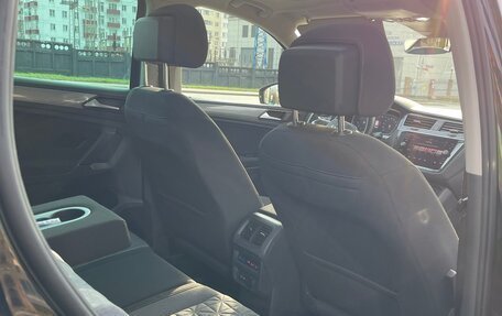Volkswagen Tiguan II, 2021 год, 4 550 000 рублей, 10 фотография