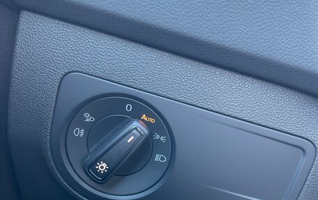 Volkswagen Tiguan II, 2021 год, 4 550 000 рублей, 11 фотография