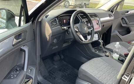 Volkswagen Tiguan II, 2021 год, 4 550 000 рублей, 16 фотография