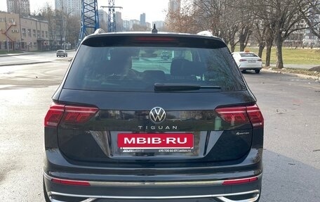 Volkswagen Tiguan II, 2021 год, 4 550 000 рублей, 23 фотография