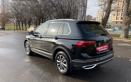 Volkswagen Tiguan II, 2021 год, 4 550 000 рублей, 24 фотография