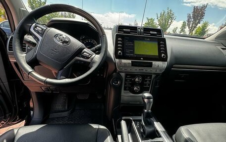 Toyota Land Cruiser, 2022 год, 8 000 000 рублей, 11 фотография