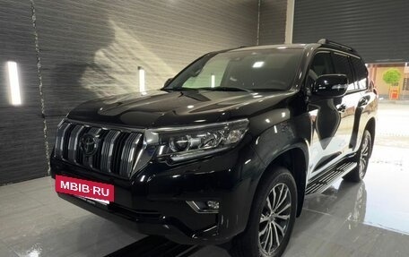 Toyota Land Cruiser, 2022 год, 8 000 000 рублей, 3 фотография