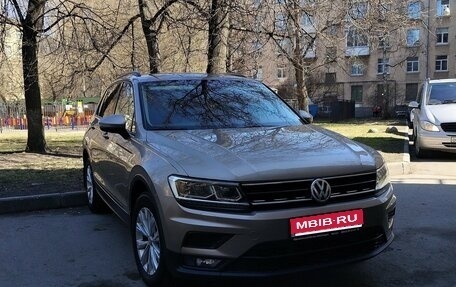 Volkswagen Tiguan II, 2019 год, 2 300 000 рублей, 1 фотография