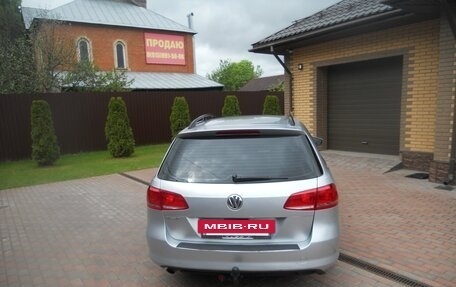 Volkswagen Passat B7, 2011 год, 925 000 рублей, 3 фотография