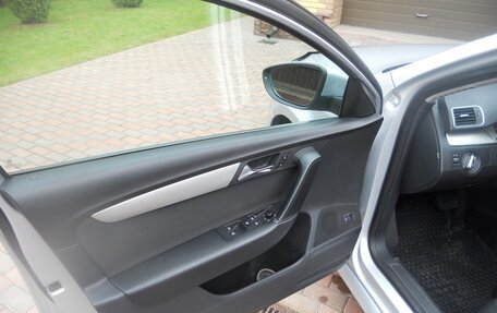 Volkswagen Passat B7, 2011 год, 925 000 рублей, 8 фотография