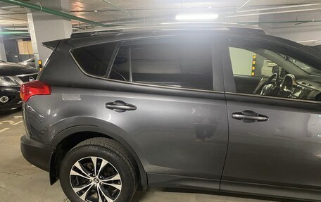 Toyota RAV4, 2015 год, 2 000 000 рублей, 1 фотография