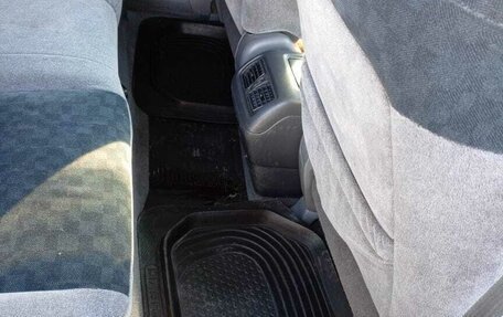 Toyota Harrier, 2000 год, 750 000 рублей, 14 фотография