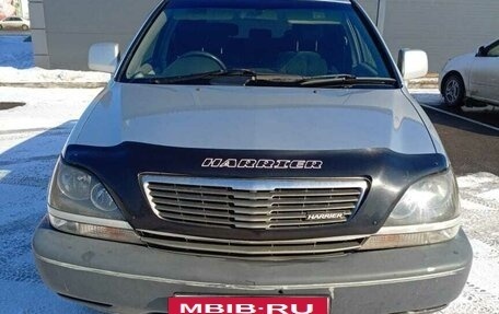 Toyota Harrier, 2000 год, 750 000 рублей, 12 фотография