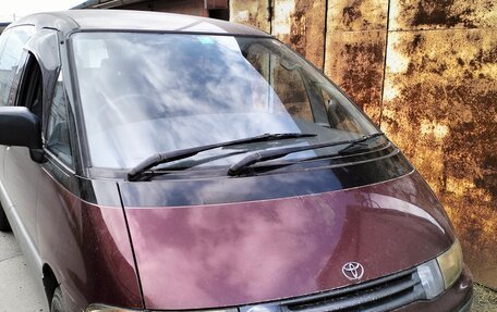 Toyota Estima III рестайлинг -2, 1992 год, 600 000 рублей, 1 фотография