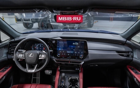 Lexus RX IV рестайлинг, 2024 год, 10 800 000 рублей, 13 фотография