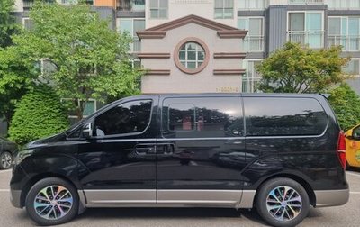 Hyundai Grand Starex Grand Starex I рестайлинг 2, 2019 год, 2 945 000 рублей, 1 фотография