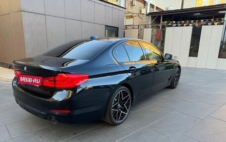 BMW 5 серия, 2019 год, 3 990 000 рублей, 2 фотография