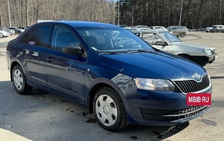 Skoda Rapid I, 2015 год, 680 000 рублей, 3 фотография