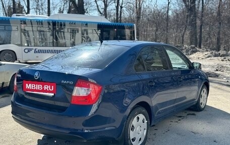 Skoda Rapid I, 2015 год, 680 000 рублей, 4 фотография