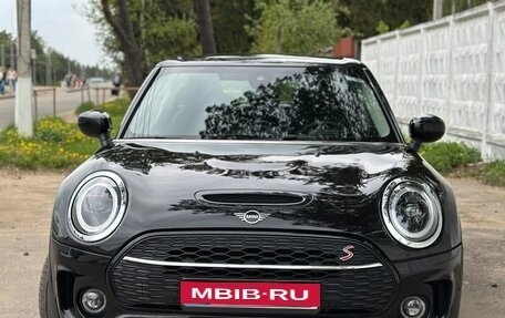 MINI Clubman, 2021 год, 2 900 000 рублей, 1 фотография