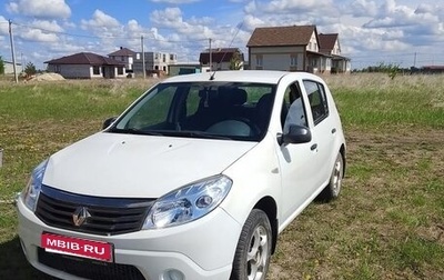 Renault Sandero I, 2014 год, 660 000 рублей, 1 фотография