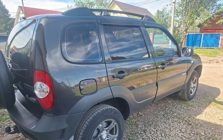 Chevrolet Niva I рестайлинг, 2011 год, 599 000 рублей, 5 фотография
