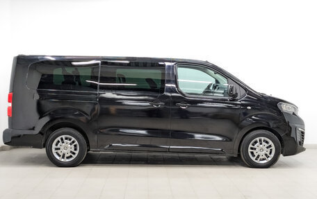 Peugeot Traveller I, 2021 год, 2 695 000 рублей, 4 фотография