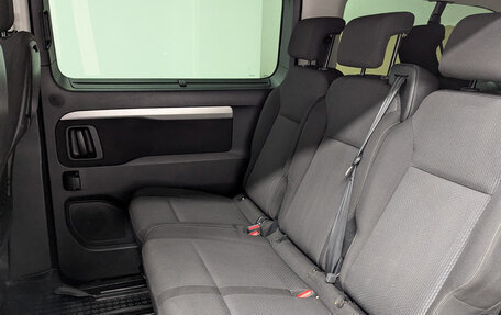 Peugeot Traveller I, 2021 год, 2 695 000 рублей, 18 фотография