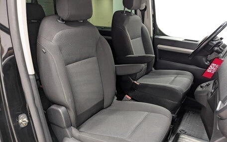 Peugeot Traveller I, 2021 год, 2 695 000 рублей, 22 фотография