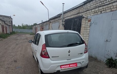 Renault Sandero I, 2013 год, 850 000 рублей, 1 фотография