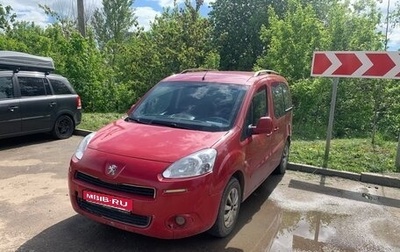 Peugeot Partner II рестайлинг 2, 2013 год, 700 000 рублей, 1 фотография