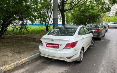 Hyundai Solaris II рестайлинг, 2011 год, 395 000 рублей, 1 фотография