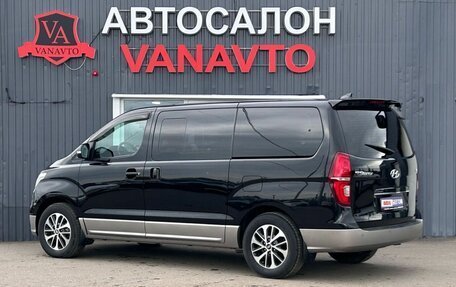 Hyundai Grand Starex Grand Starex I рестайлинг 2, 2019 год, 4 100 000 рублей, 6 фотография