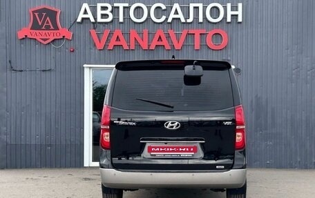 Hyundai Grand Starex Grand Starex I рестайлинг 2, 2019 год, 4 100 000 рублей, 7 фотография