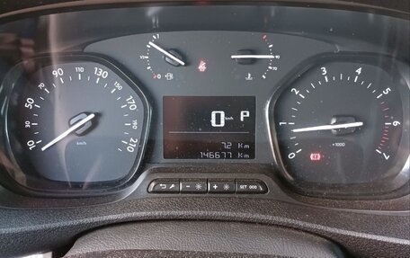 Peugeot Traveller I, 2021 год, 2 600 000 рублей, 6 фотография