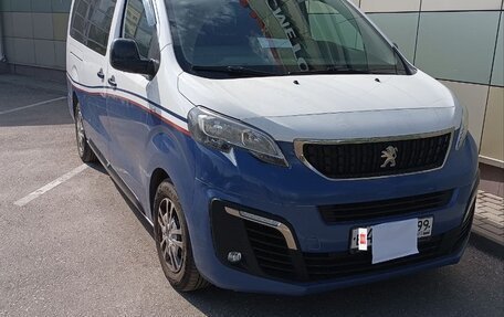 Peugeot Traveller I, 2021 год, 2 600 000 рублей, 10 фотография