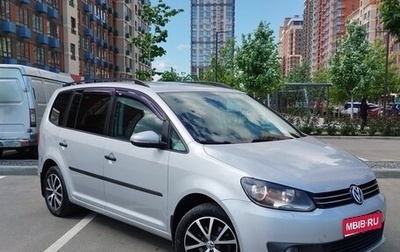 Volkswagen Touran III, 2011 год, 1 100 000 рублей, 1 фотография