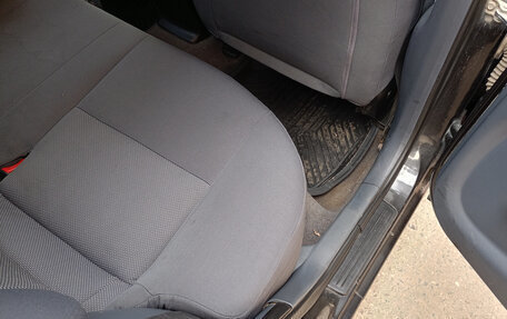 Nissan Almera, 2005 год, 235 000 рублей, 6 фотография