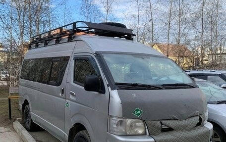 Toyota HiAce H200, 2008 год, 1 400 000 рублей, 3 фотография