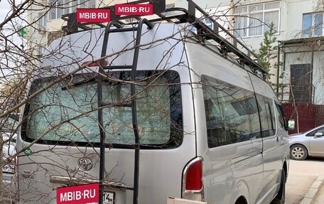 Toyota HiAce H200, 2008 год, 1 400 000 рублей, 4 фотография