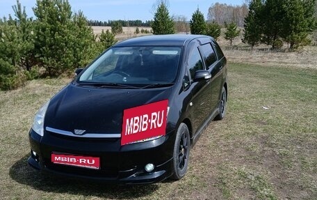 Toyota Wish II, 2003 год, 899 000 рублей, 1 фотография