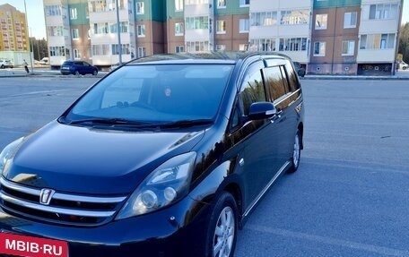 Toyota ISis I, 2010 год, 1 370 000 рублей, 1 фотография