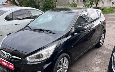 Hyundai Solaris II рестайлинг, 2013 год, 900 000 рублей, 1 фотография