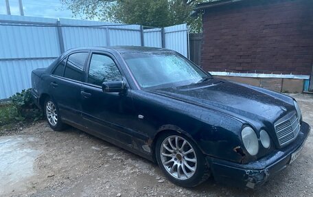 Mercedes-Benz E-Класс, 1999 год, 170 000 рублей, 1 фотография