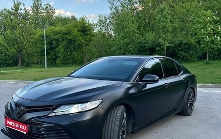 Toyota Camry, 2019 год, 3 050 000 рублей, 1 фотография