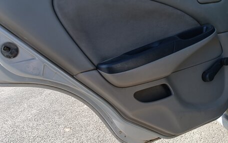 Nissan Almera, 2002 год, 320 000 рублей, 13 фотография