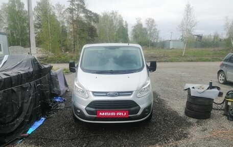 Ford Tourneo Custom I рестайлинг, 2013 год, 1 200 000 рублей, 2 фотография