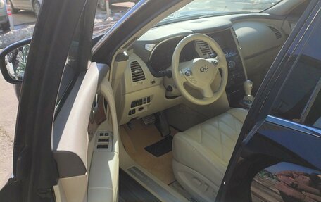 Infiniti QX70, 2014 год, 2 400 000 рублей, 7 фотография