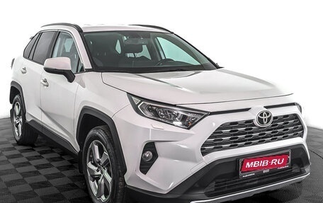 Toyota RAV4, 2022 год, 3 350 000 рублей, 3 фотография