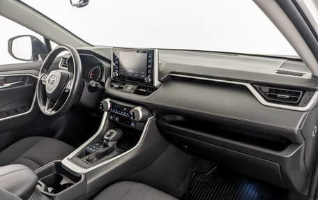 Toyota RAV4, 2022 год, 3 350 000 рублей, 11 фотография