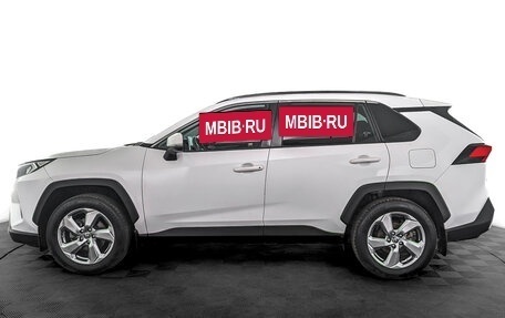 Toyota RAV4, 2022 год, 3 350 000 рублей, 8 фотография